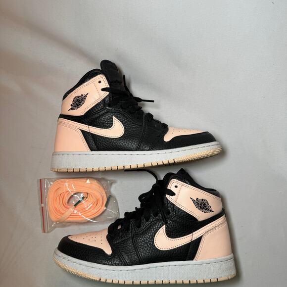 Size 5 - Nike Air Jordan 1 Retro High OG GS Crimson Tint Men's Shoes - Picture 3 of 9